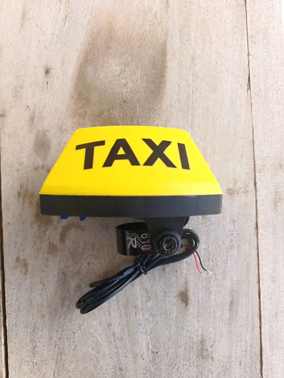 Parlante Bluetooth TAXI - Imagen 4